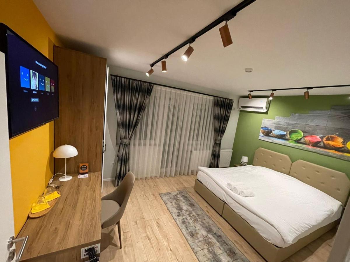Avenue Apartment Приштина Екстер'єр фото
