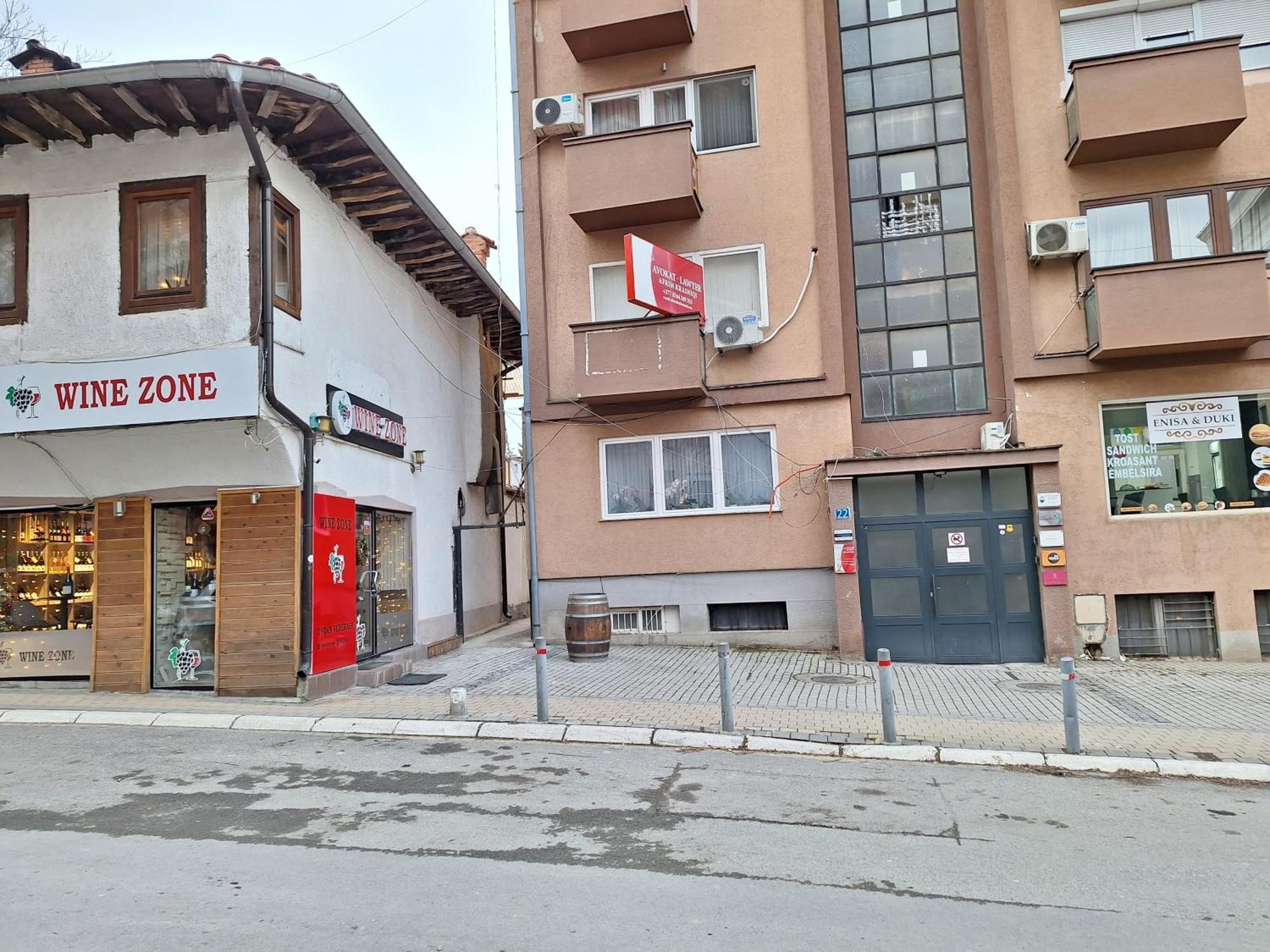 Avenue Apartment Приштина Екстер'єр фото
